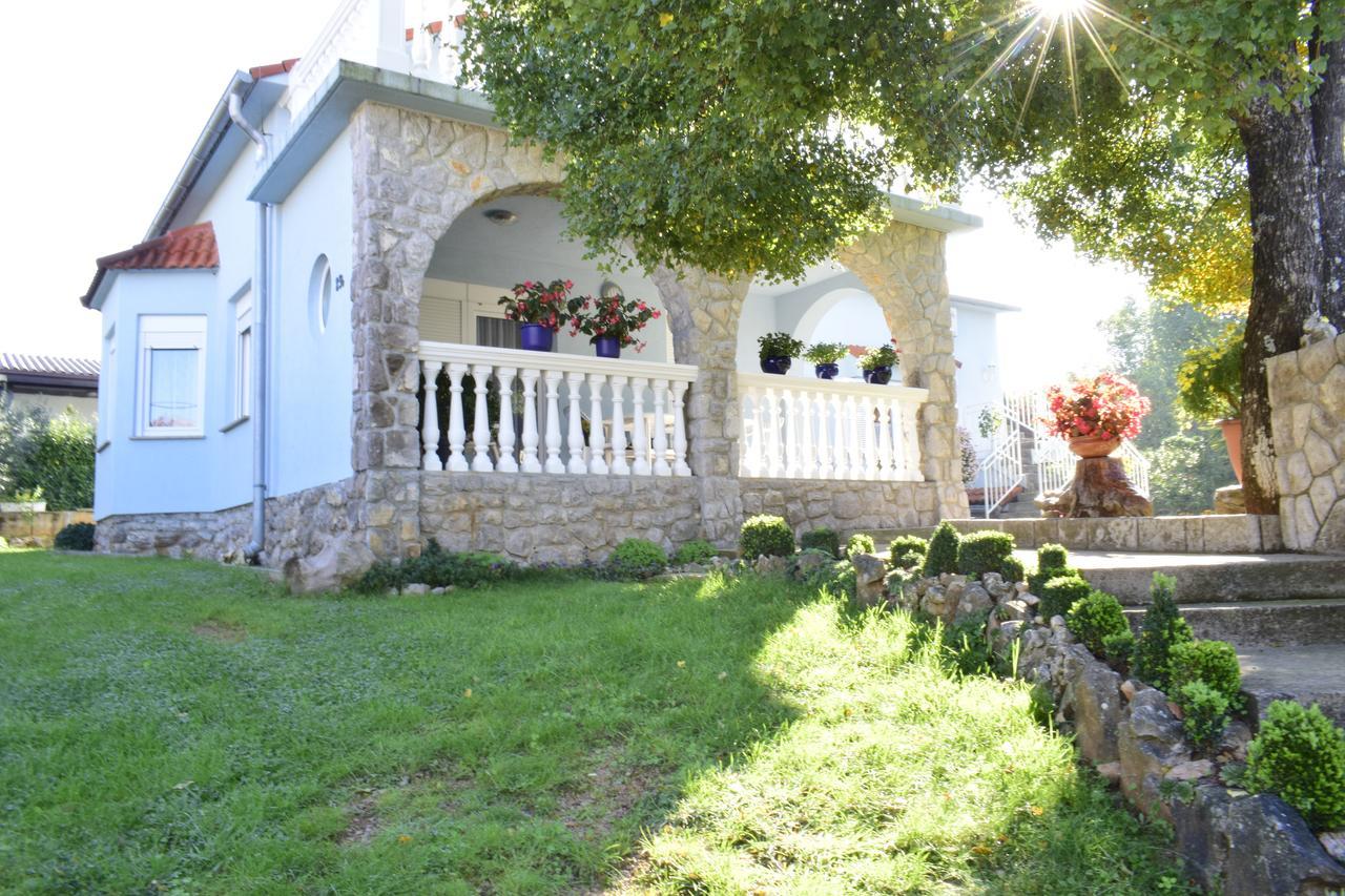 Apartment Blumen Oase Malinska Luaran gambar