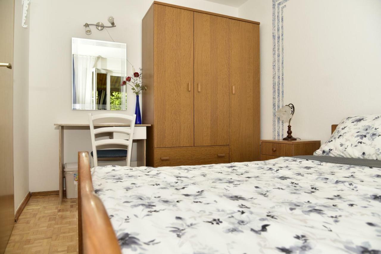 Apartment Blumen Oase Malinska Luaran gambar