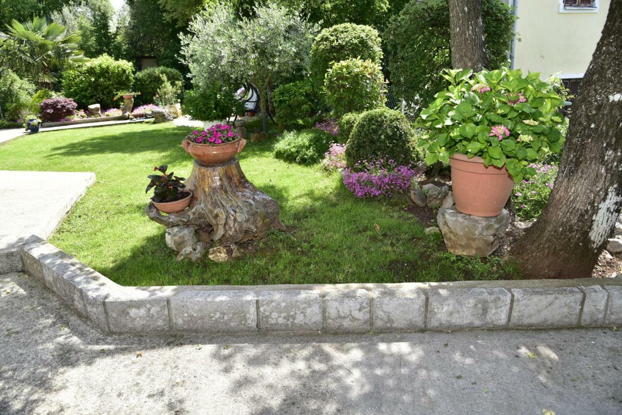 Apartment Blumen Oase Malinska Luaran gambar